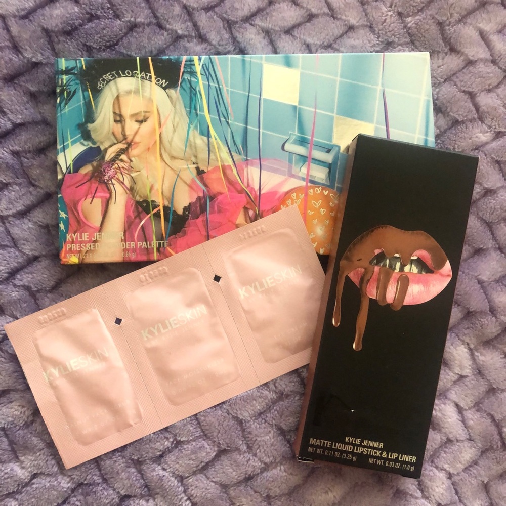 3 piece Kylie Cosmetics Set